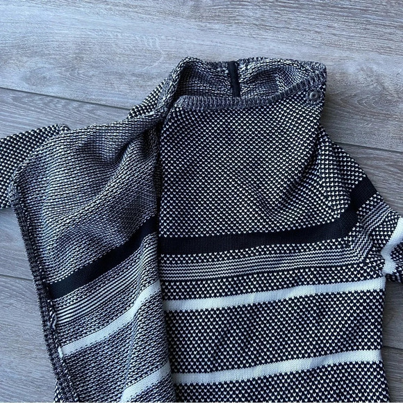 Ivivva By Lululemon Feeling Toasty  Wrap Cardigan - Picture 7 of 16